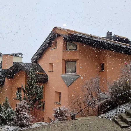 Appartamento Chesa Bellaval, Haus Leivra 5½-zimmerwohnung Silvaplana