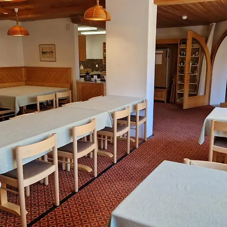 Chesa Bellaval, Haus Leivra 5½-zimmerwohnung