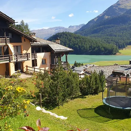 Chesa Bellaval, Haus Leivra 5½-zimmerwohnung شقة *